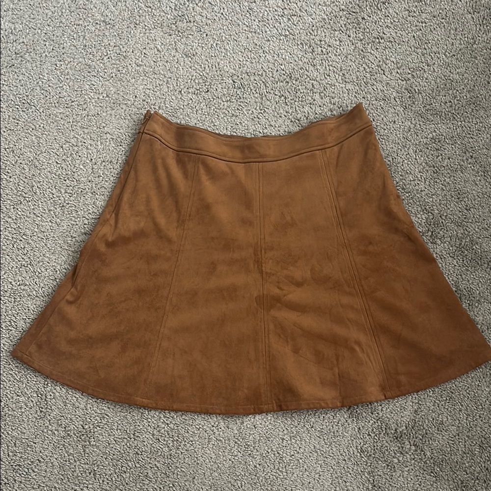 Elegant Tan Skirt